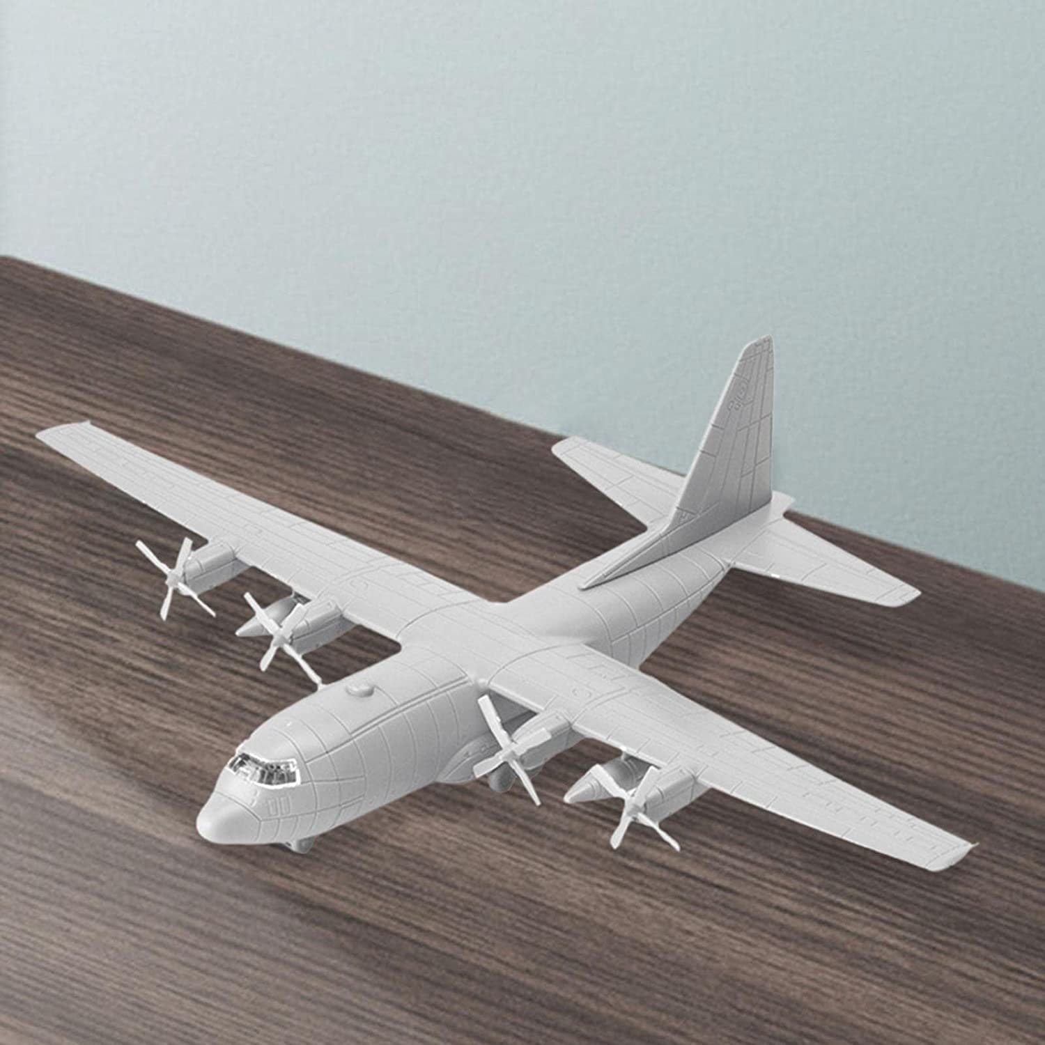 Amazon | 1:144 スケール 飛行機模型 戦闘機 C-130航空機模型